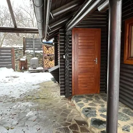Hébergement de vacances Utulny Srub Na Jihu Brna
